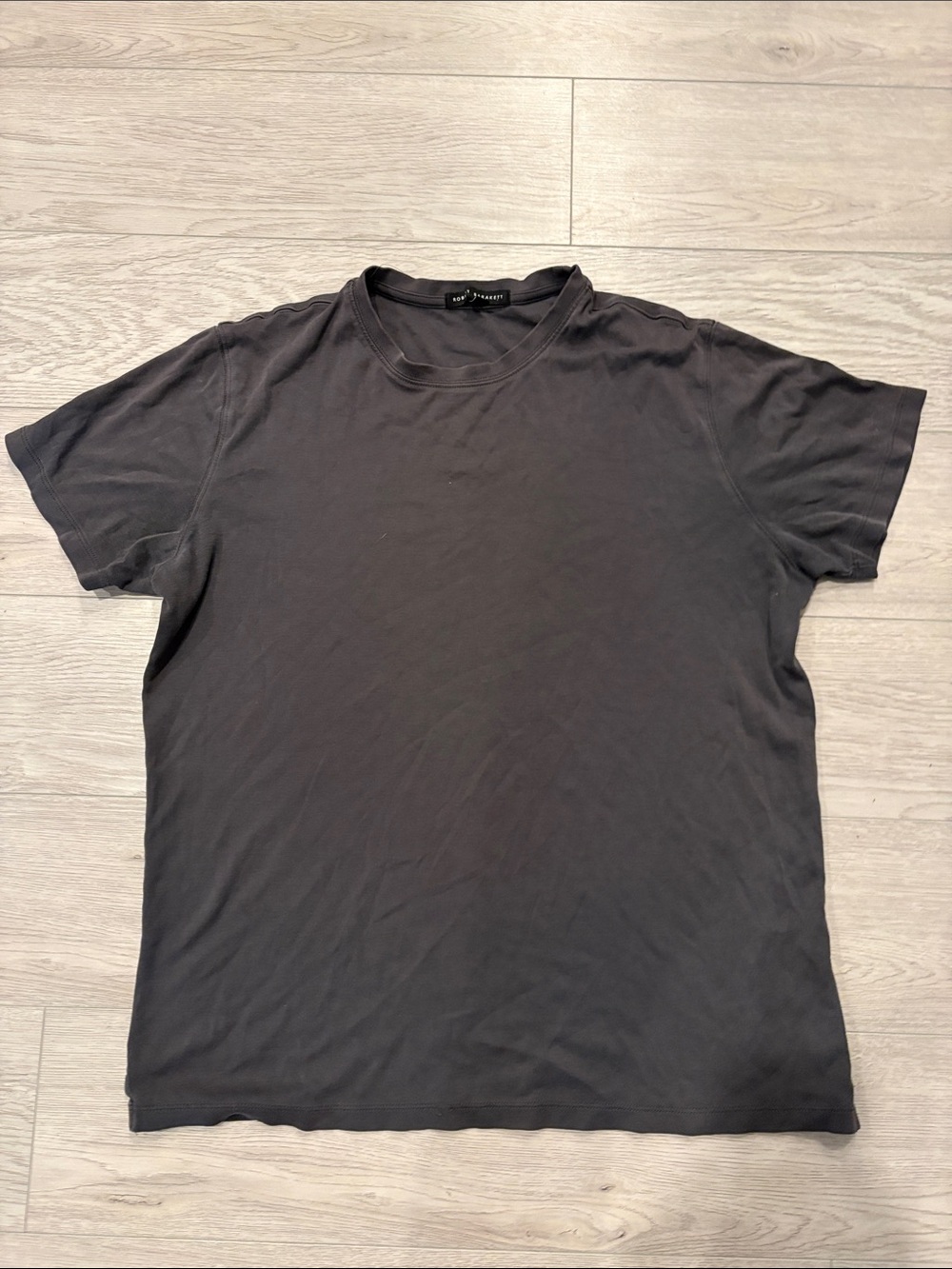 Robert Barakett Black Short Sleeve Crewneck Tee